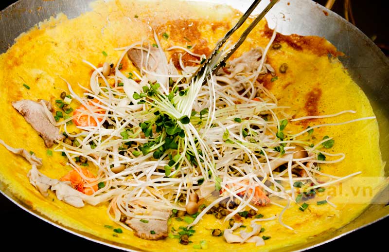 street-food-tour-vietnam-saigon