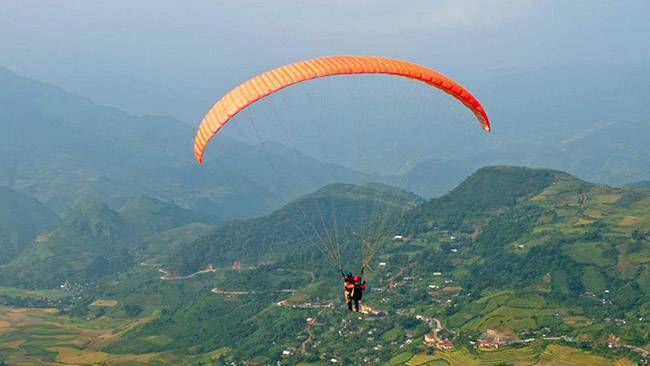 top-10-meilleurs-endroits-pour-faire-du-parapente-au-vietnam
