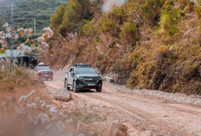 Boucle de Ha Giang en voiture : Une aventure inoubliable à travers les montagnes du Nord-Vietnam