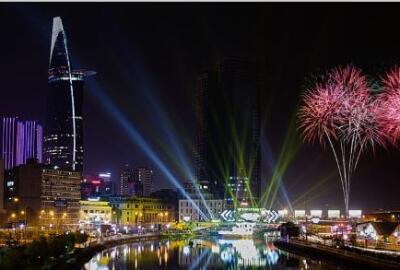 Feu d'artifice à Saigon le Nouvel An