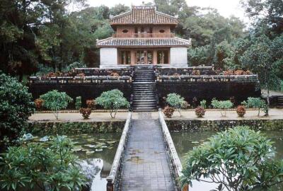 Les photos datées en 1961 de l'ancienne capitale du Vietnam - Hué