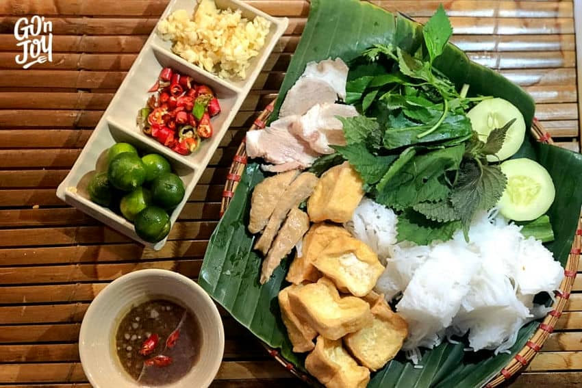 Vermicelle et tofu frit