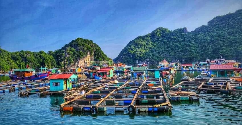 a-long_village-cua-van