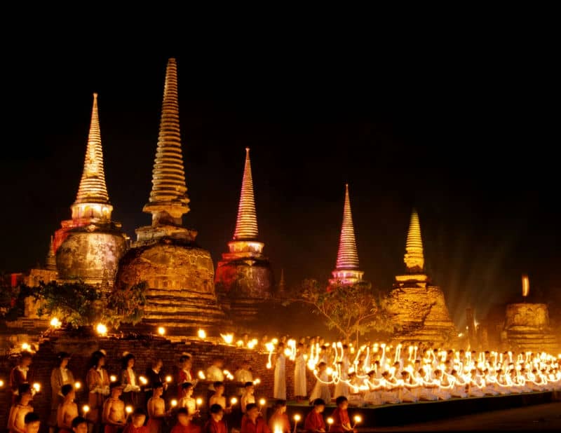une-thailande-medievale-a-ayutthayaune-thailande-medievale-a-ayutthaya