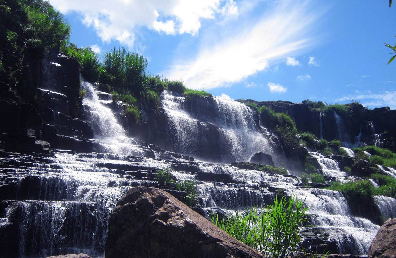 top-12-des-plus-belles-cascades-du-vietnam